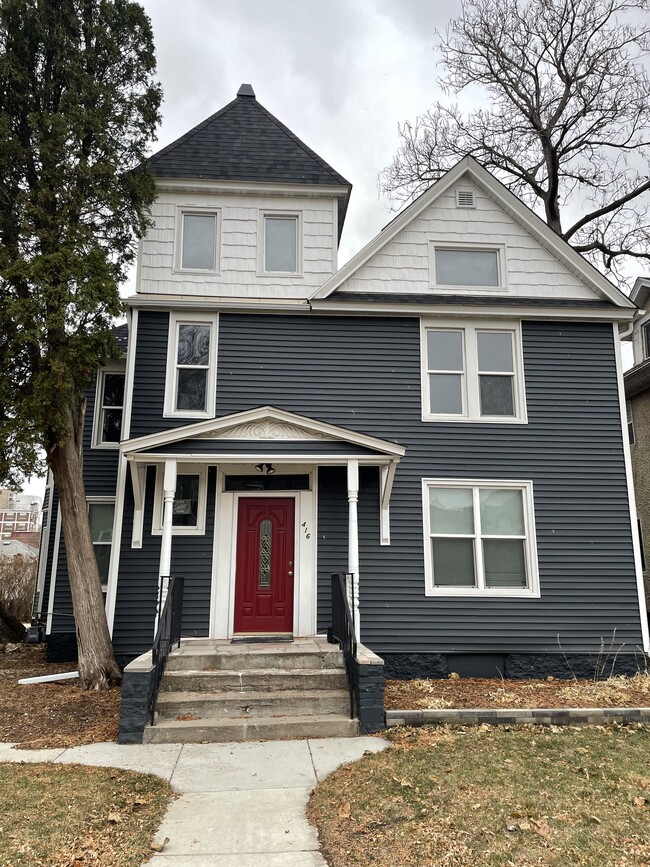 Building Photo - 416 N Broad St Unit upper Rental