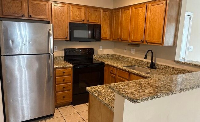 Photo - 319 Waters Edge Ln