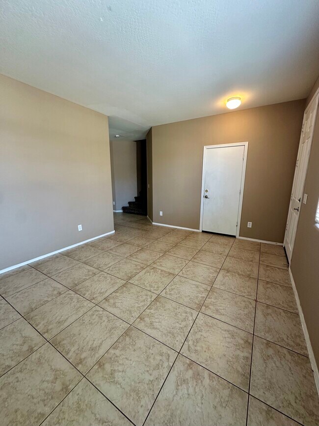 Photo - 11752 W Foothill Dr