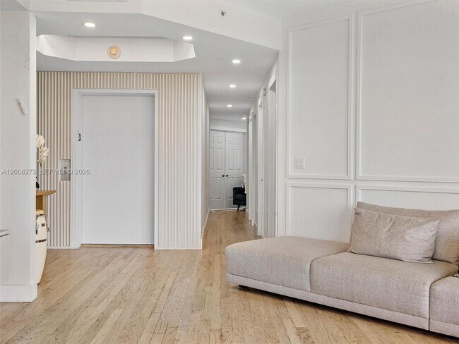 Photo - 9751 E Bay Harbor Dr Unit 11A