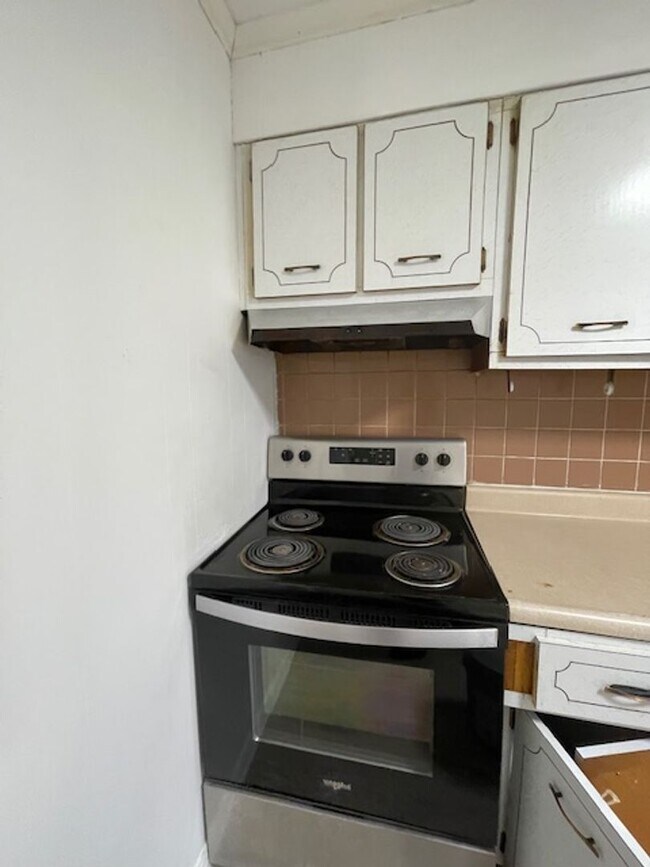 Photo - 2 bedroom 1 bath apartment Maryville ( Blo...