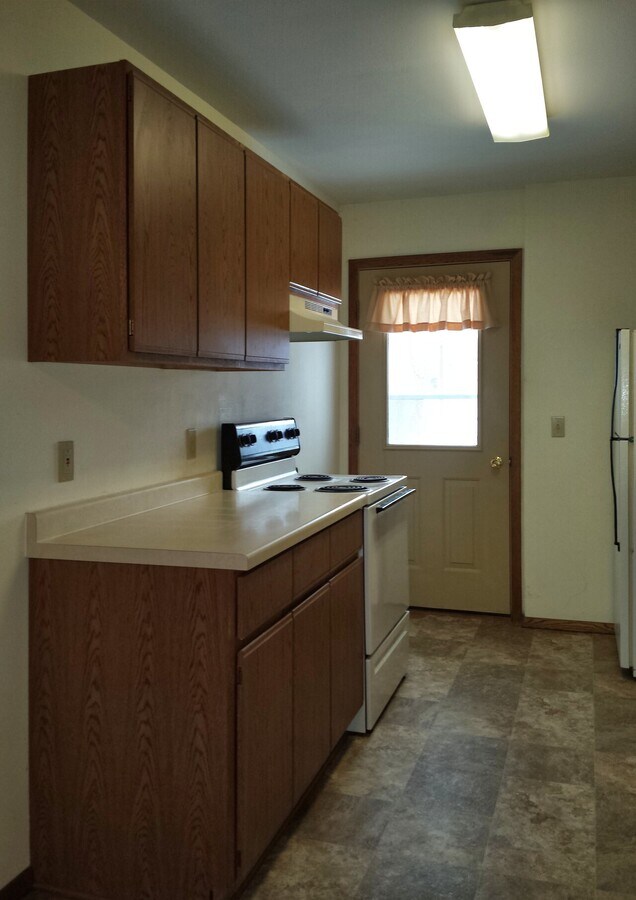 S Preston Apartments Unit 252 Condo for Rent in Reedsburg, WI