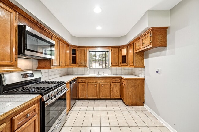 Photo - 12903 Claygate Dr