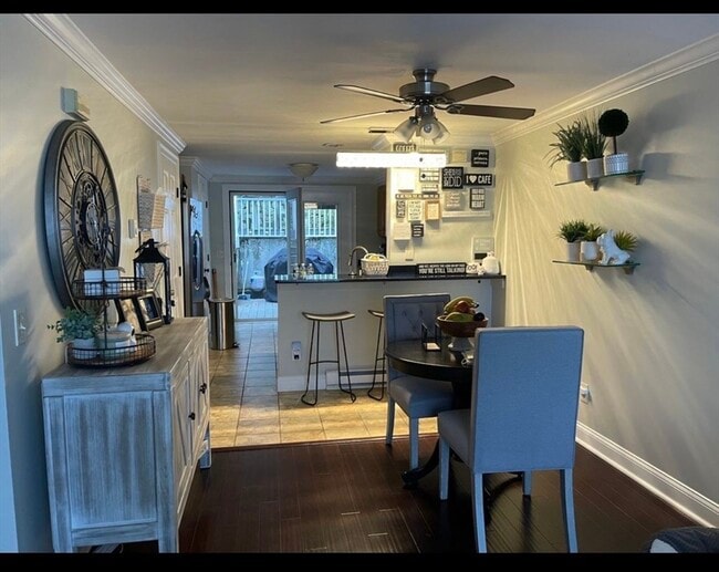35 Chilmark St