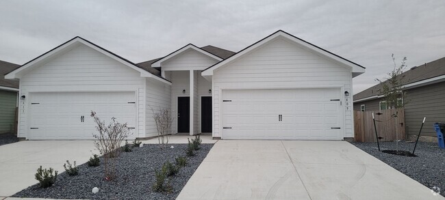 Building Photo - 609-611 Heathers Wy Rental