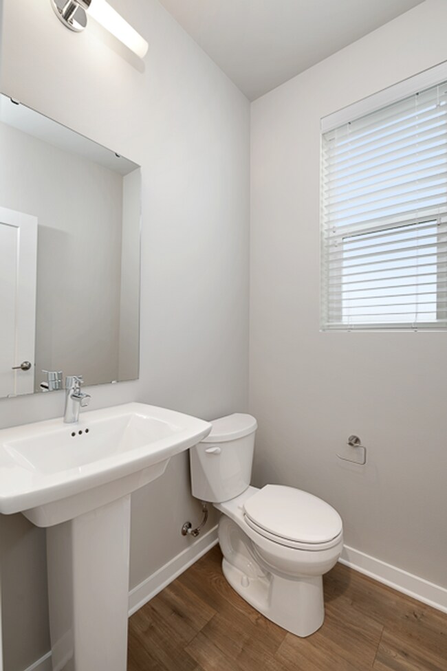 Photo - Modern 2-Bedroom Townhome in Kenmore Balbi...