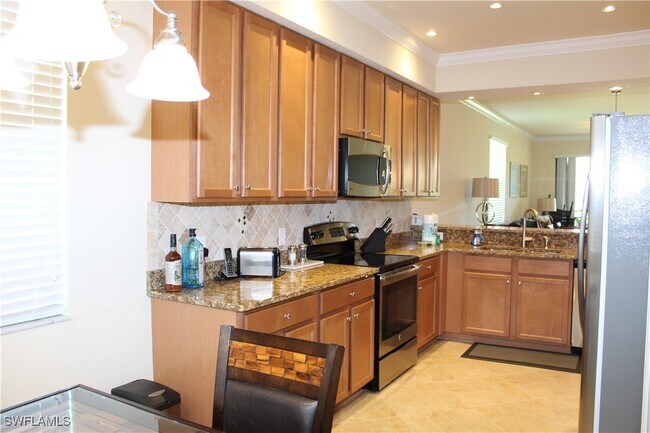 Photo - 9735 Acqua Ct Unidad 611