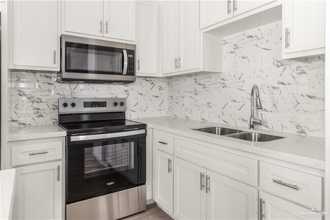 Photo - 15 Stark Rd Unit 3