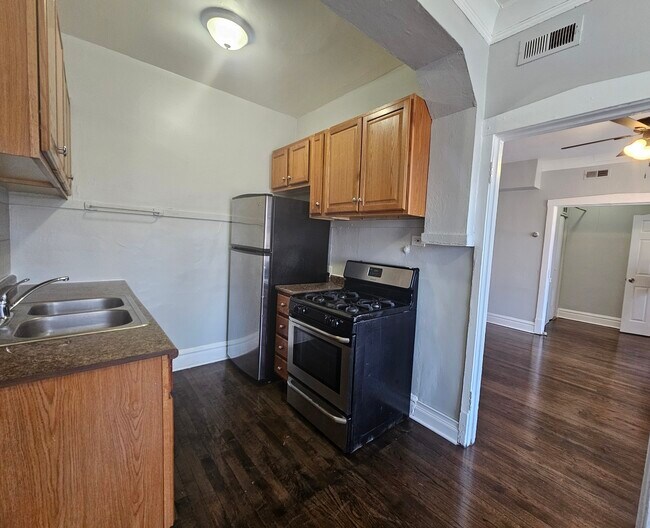 Photo - 4751 N Monticello Ave