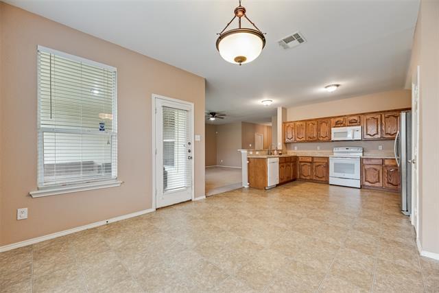Photo - 2701 Mockingbird St