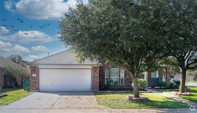 Building Photo - 1911 W Pflugerville Pkwy Rental