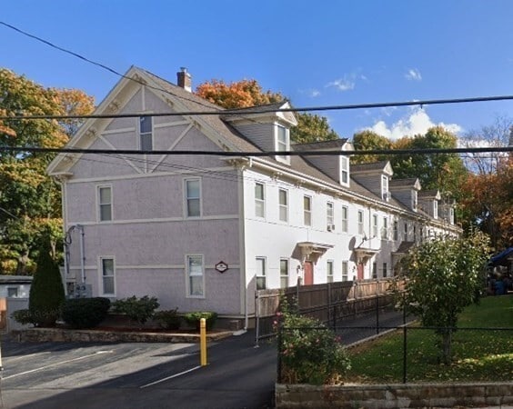 Building Photo - 68 Elm St Unit B Rental