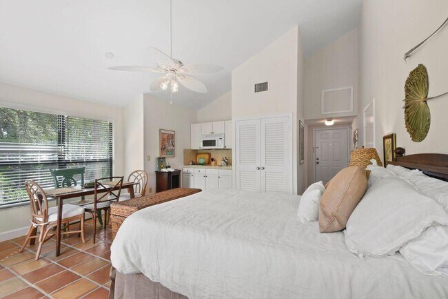 Photo - 11863 Wimbledon Cir Unit 507
