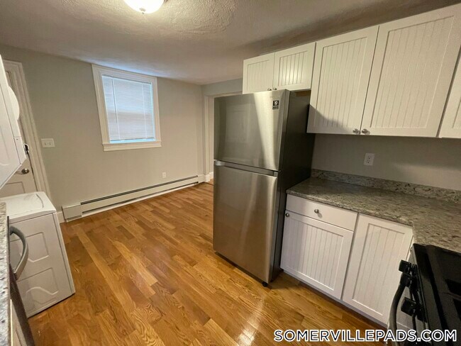 Photo - 309 Highland Ave Unit R