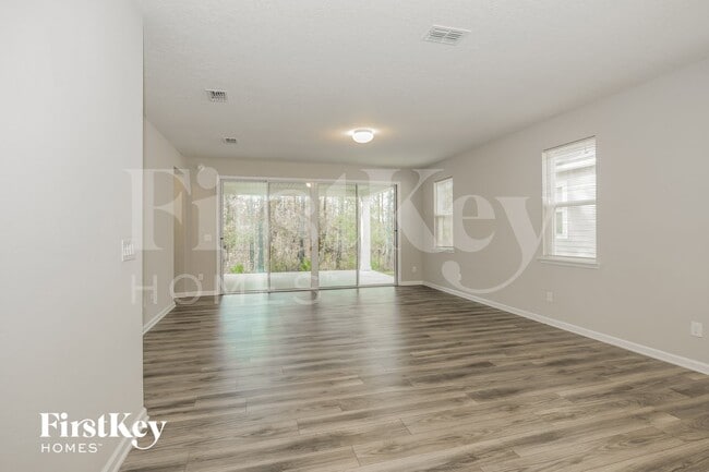 Photo - 11010 Chitwood Dr