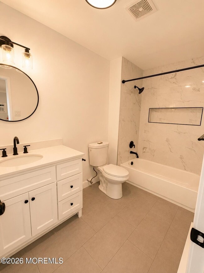 105 Amberly Dr