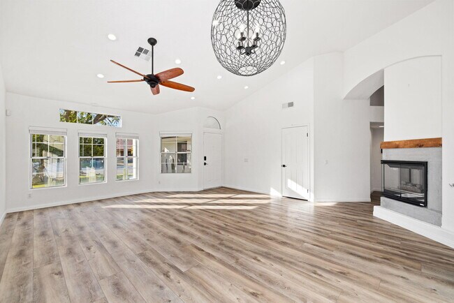 Photo - 44260 Villeta Dr