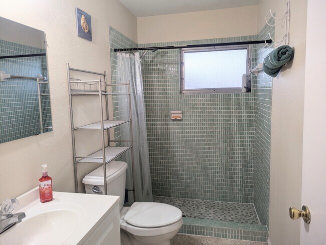 Photo - 85 Horton Cir