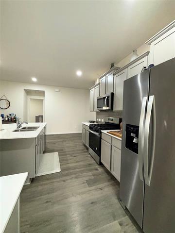 210 Calico Ln
