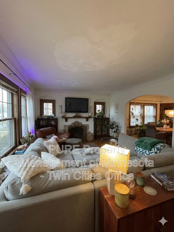 Photo - 4908 Chicago Ave Unidad 1