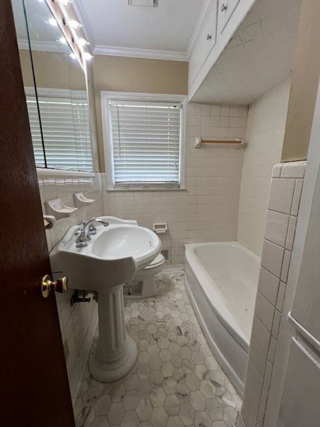 Photo - 3 Bedroom, 1 Bath Home