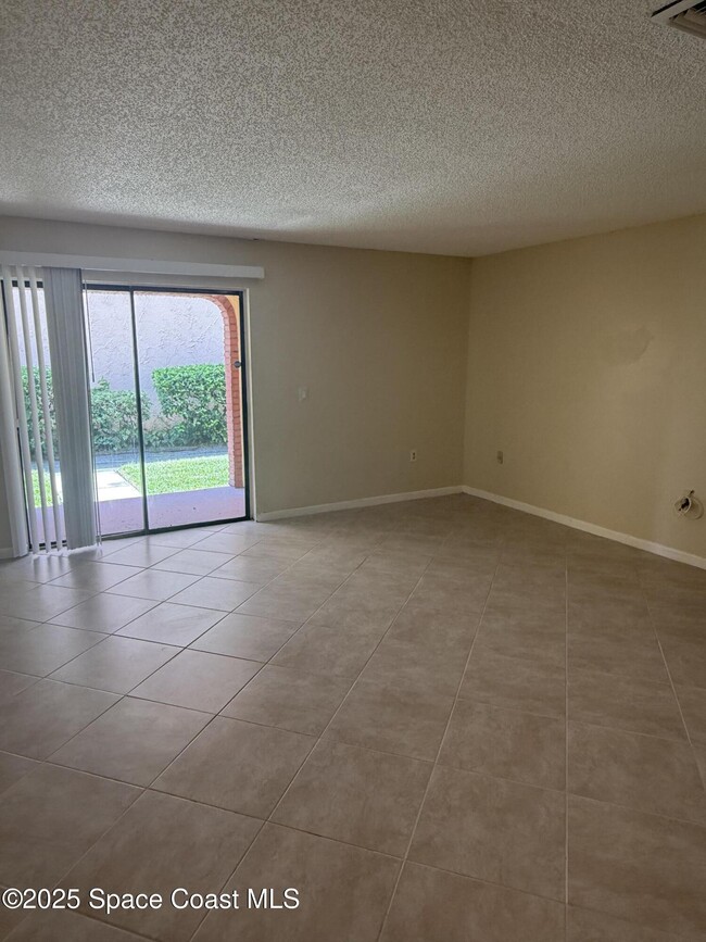 Photo - 124 San Juan Cir