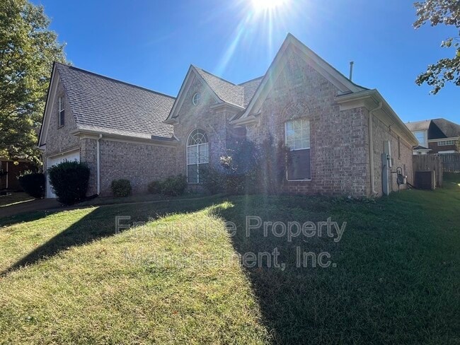 Photo - 10095 Lynham Dr