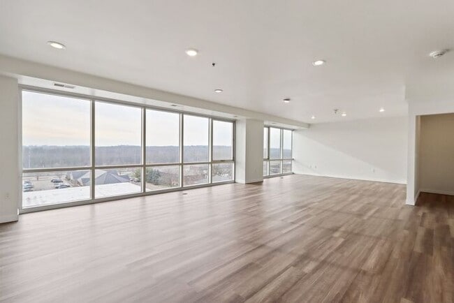 Photo - $1,950 | 1 Bedroom, 2 Bathroom Condo | Pet Friendly* | Available for Immediate move-in!