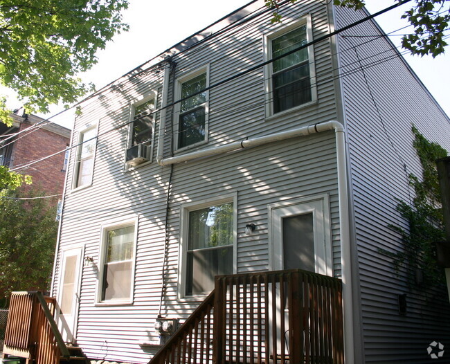 Building Photo - 623 Bellefonte St Rental