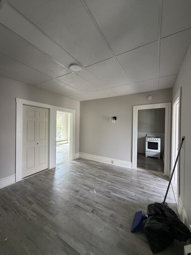 25 Winter St Unit 4