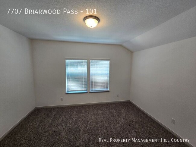 Photo - 7707 Briarwood Pass Unidad 101