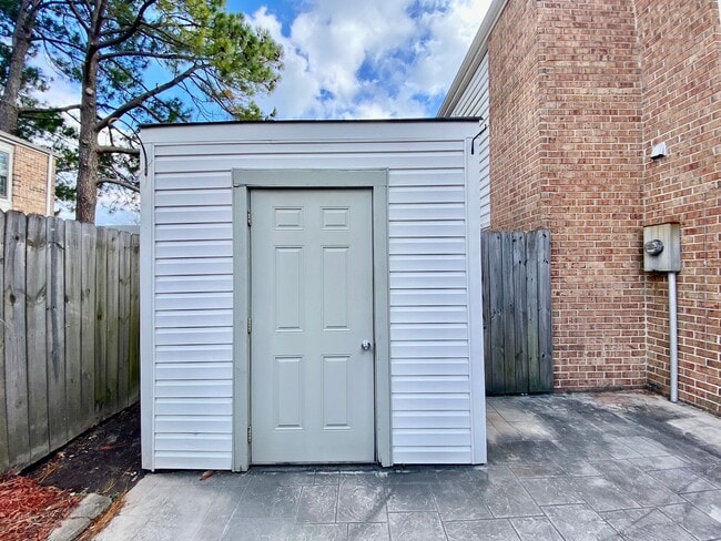 Photo - READY NOW!! Fenced Patio - Pet Friendly - Over 1,500 Square Feet!!