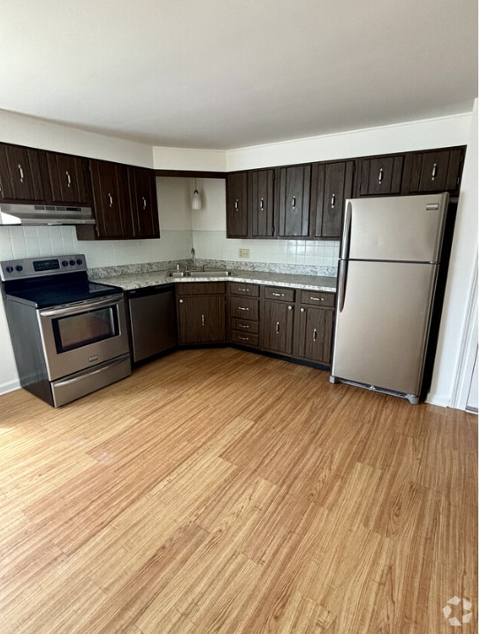 Building Photo - 110 Losson Rd Rental