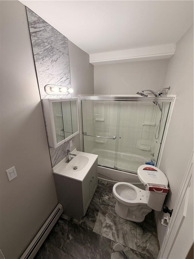 Photo - 414 Matthew St