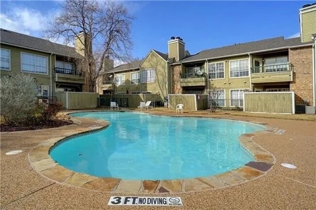 Photo - 4115 Esters Rd