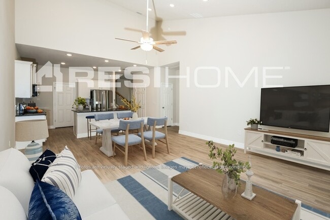 Photo - 175 Honeytree Ln