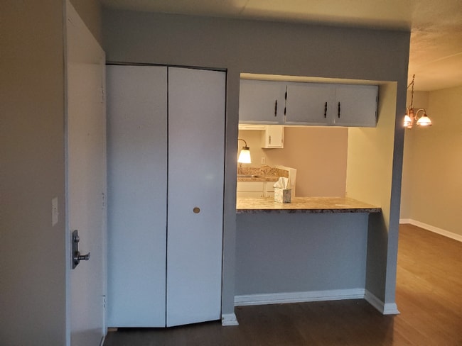 Photo - 1263 Lost Nation Rd Unidad 19