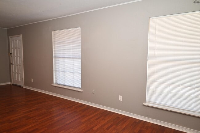 Photo - 1110 Rosemary Dr