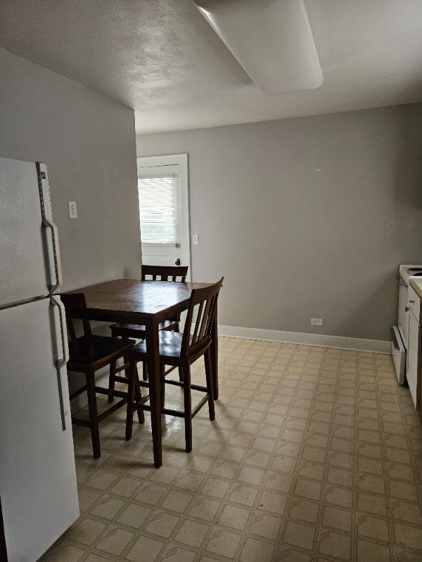 Photo - 421 Western Ave