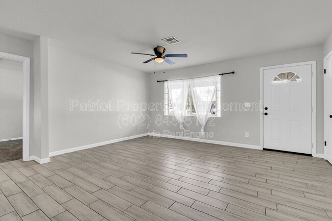 Photo - 449 E Harmony Ave