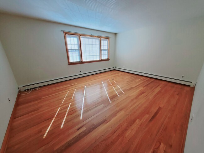 Photo - 24 Michael St Unit 2