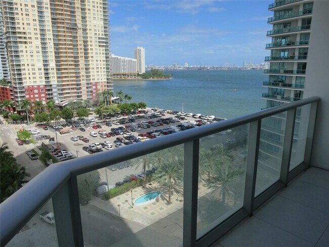 Photo - 1300 Brickell Bay Dr Unidad 1110