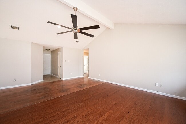 Photo - 1114 Blue Diamond Dr