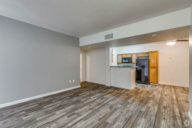 3 BR, 2 BA (Laurel) - 1,204 SF