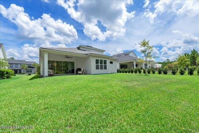 Photo - 10300 Silverbrook Trl