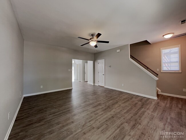 Photo - 2820 Oasis Ln