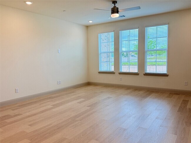 Photo - 1006 Stockton Dr