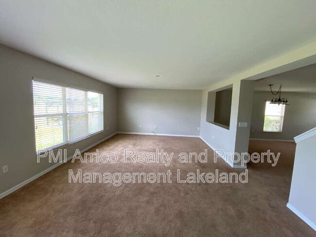 Photo - 6955 Lake Eaglebrooke Dr