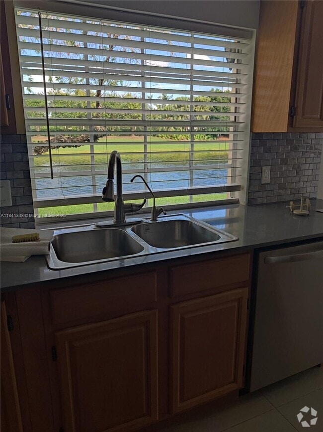 Building Photo - 1510 Springside Dr Rental
