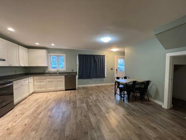 Photo - 119 Birdseye View Dr Unit a